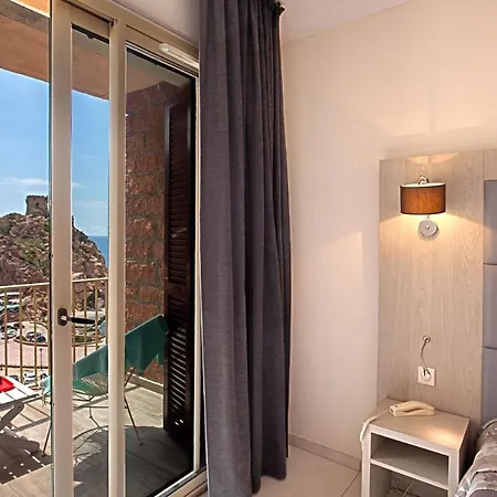 Kalliste Hotel 3*