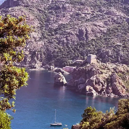 Kalliste 3* Porto (Corsica)