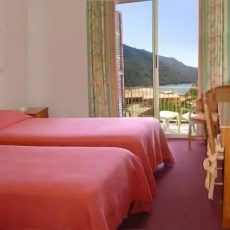 Kalliste Hotel 3*