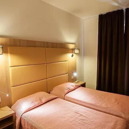Kalliste Hotel 3*