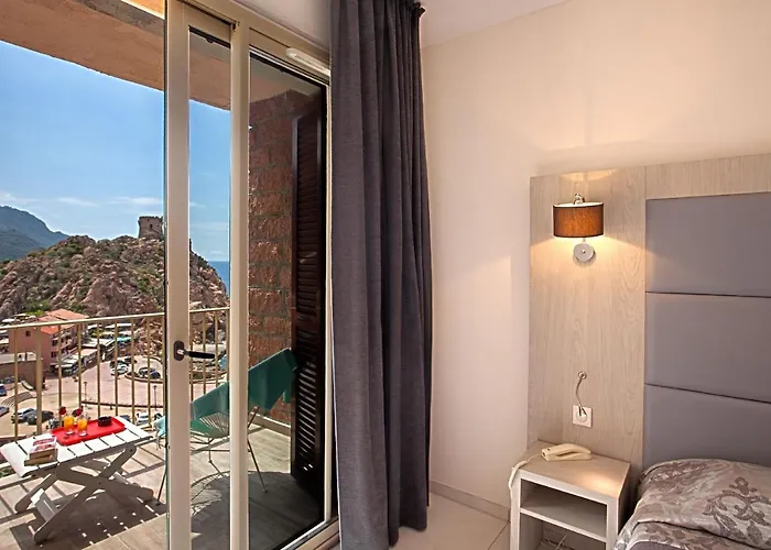 Kalliste Hotel 3*